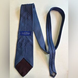100% Silk Men’s Tie All Season Wear, Club Room By Carter Club, Blue Pattern